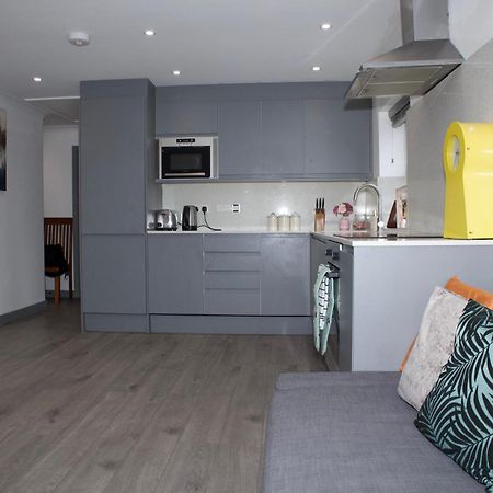 Spacious Modern 2 Bed Flat In City Centre Reading Exterior photo